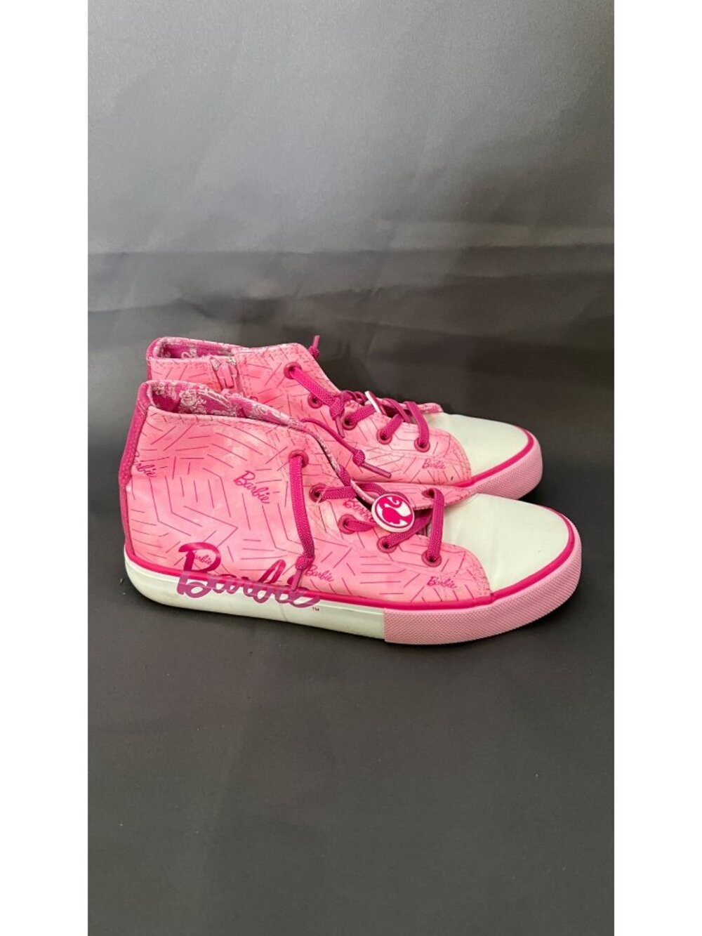 Barbie Pink High-Top Sneakers With Logo Print & White Toe Cap Size 1 Non-Leather - Picture 3 of 5